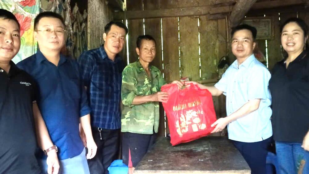 kiểm tra tiến độ xoá nhà dột nát, nhà tạm