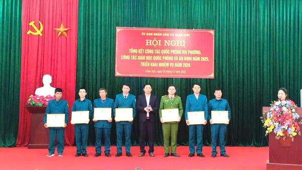 XÃ CHÂU SƠN TỔ CHỨC HỘI NGHỊ TỔNG KẾT CÔNG TÁC QUỐC PHÒNG ĐỊA PHƯƠNG NĂM 2025