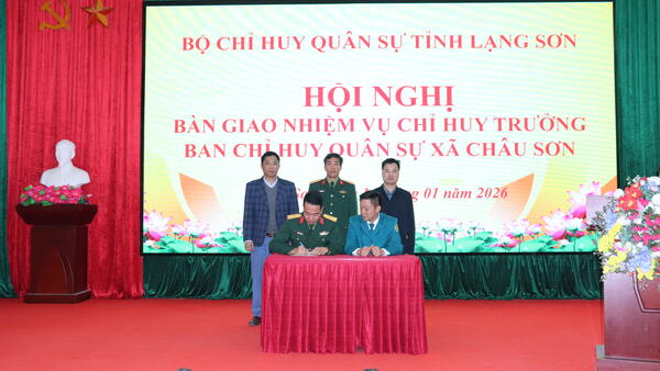 Hội nghị bàn giao chức vụ Chỉ huy trưởng Ban Chỉ huy Quân sự xã Châu Sơn