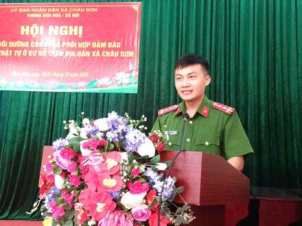 Kinh tế - Chính trị